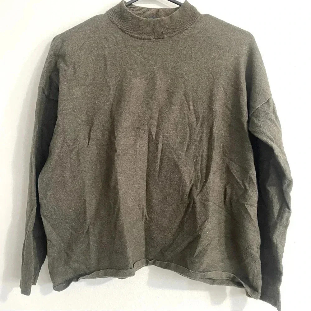 Forever 21 Turtle Neck  Top